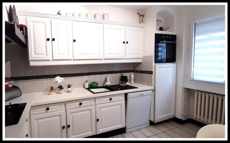 Appartement - 93 m² - 5 pièces