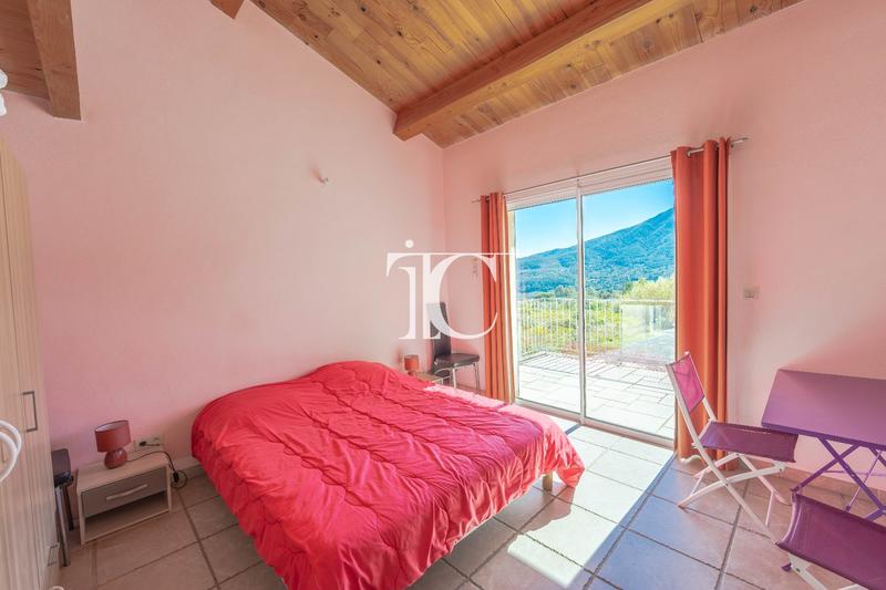 Villa - 160 m² - 5 pièces