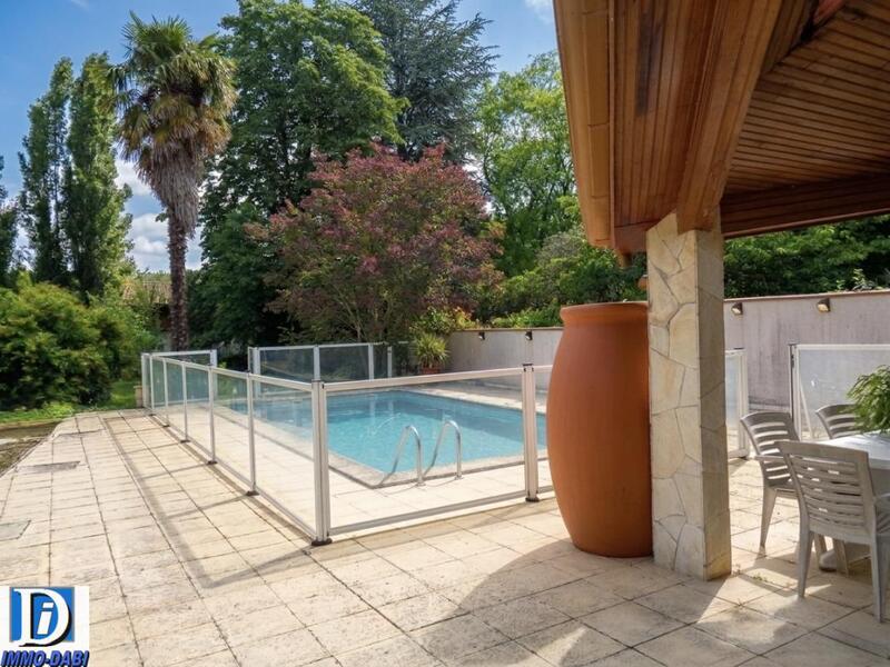 Villa - 183 m² - 6 pièces