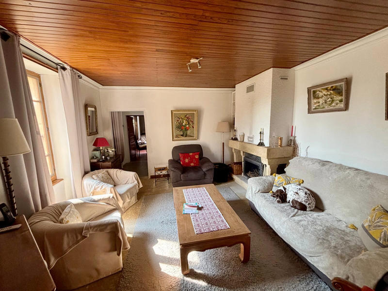 Maison de village - 257 m² - 11 pièces