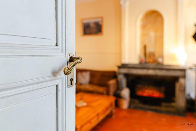 Maison - 349 m² - 12 pièces