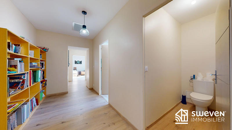 Villa - 255 m² - 7 pièces