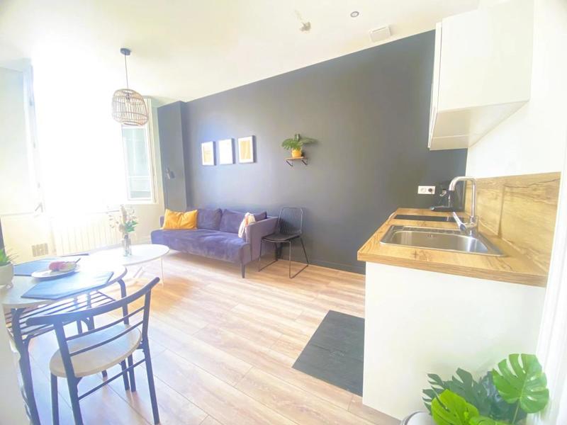 Appartement - 76 m² - 5 pièces