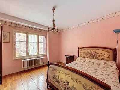 Maison - 167 m² - 6 pièces