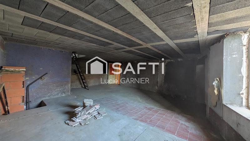 Maison - 244 m² - 7 pièces