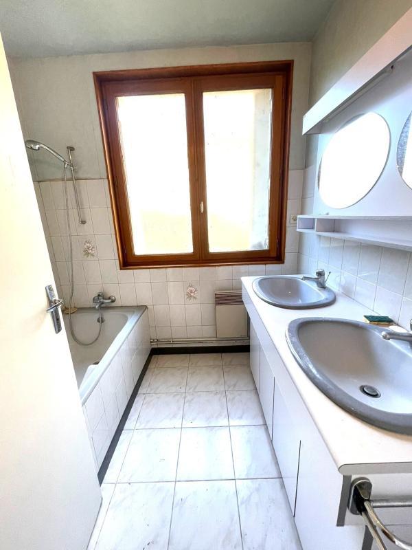 Villa - 95 m² - 5 pièces