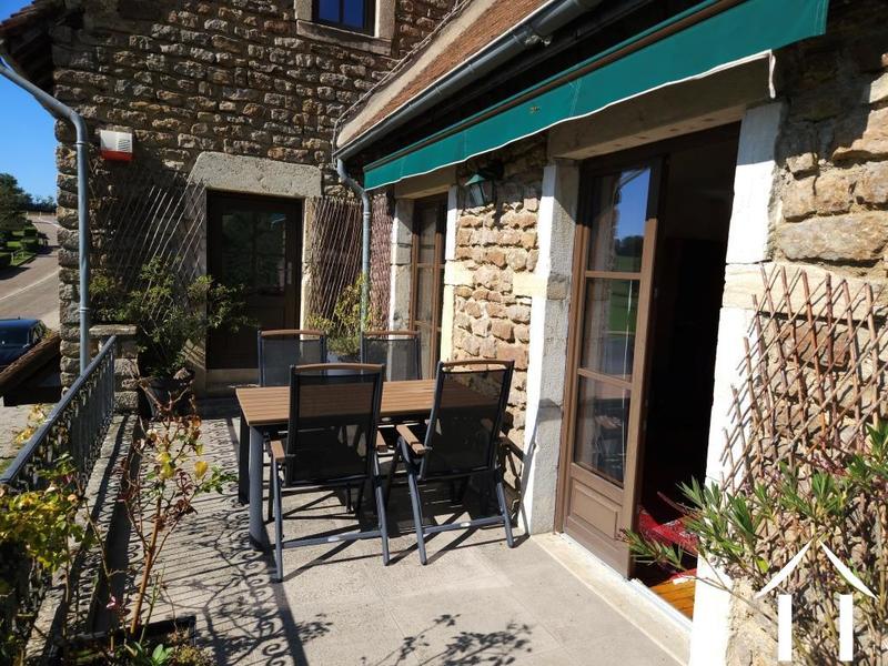 Maison - 240 m² - 8 pièces