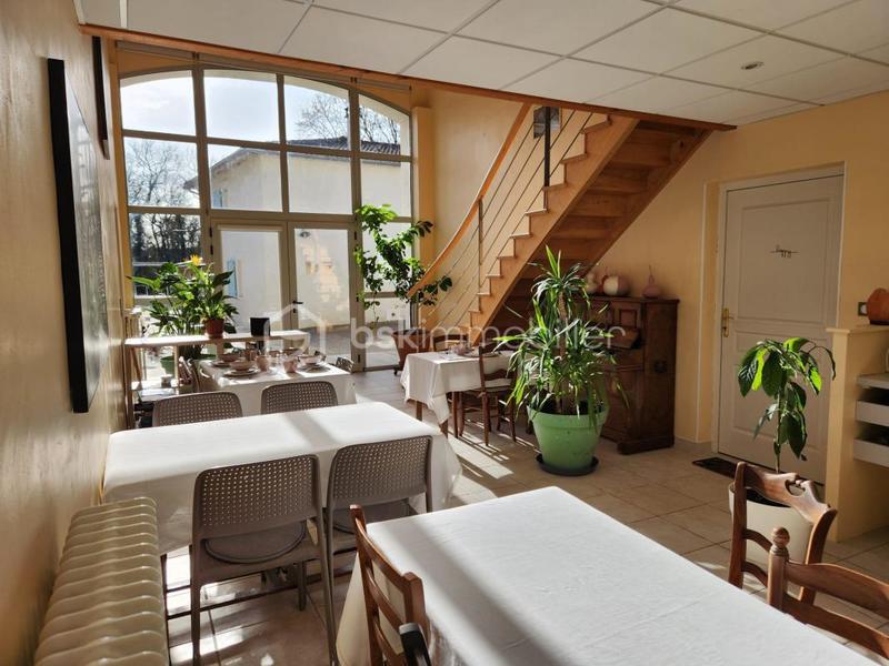 Maison de maîtres - 530 m² - 17 pièces