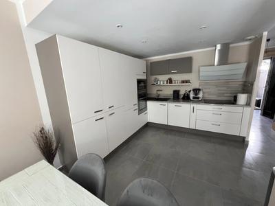 Appartement - 88 m² - 4 pièces