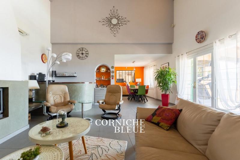 Villa - 168 m² - 3 pièces