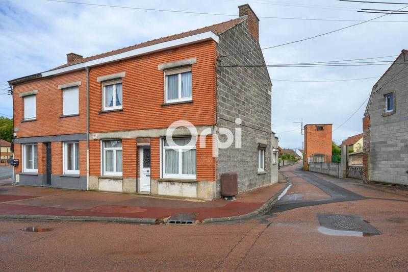 Maison - 95 m² - 4 pièces