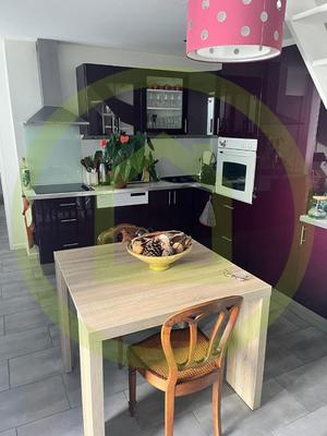 Maison - 80 m² - 4 pièces