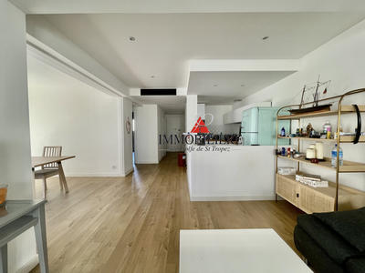 Appartement - 80 m² - 3 pièces