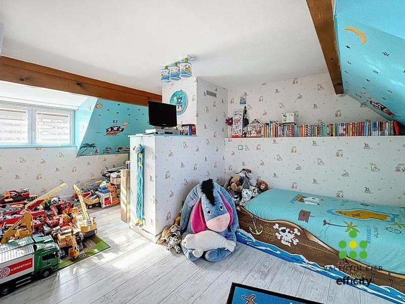 Maison - 144 m² - 5 pièces