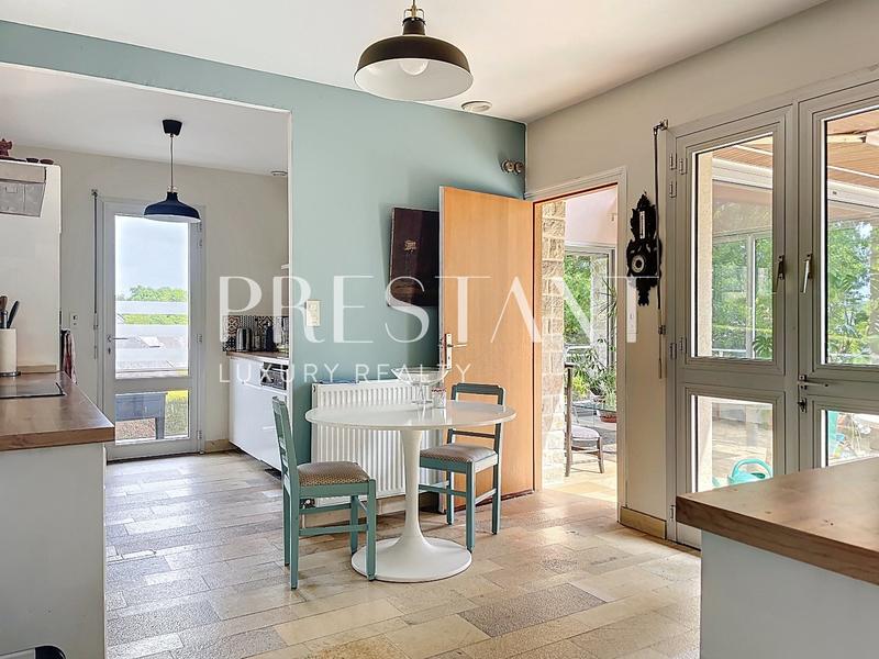 Maison - 157 m² - 7 pièces