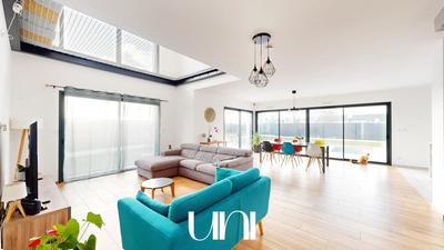 Maison - 178 m² - 6 pièces