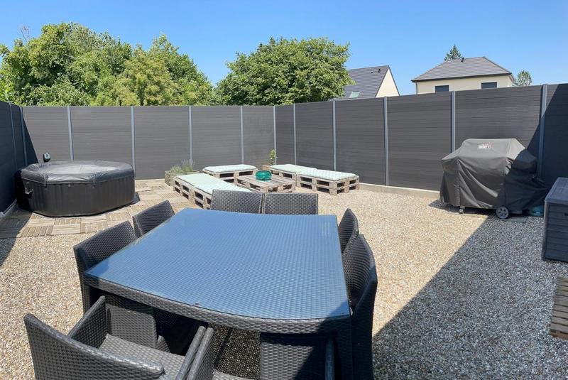 Maison - 185 m² - 6 pièces