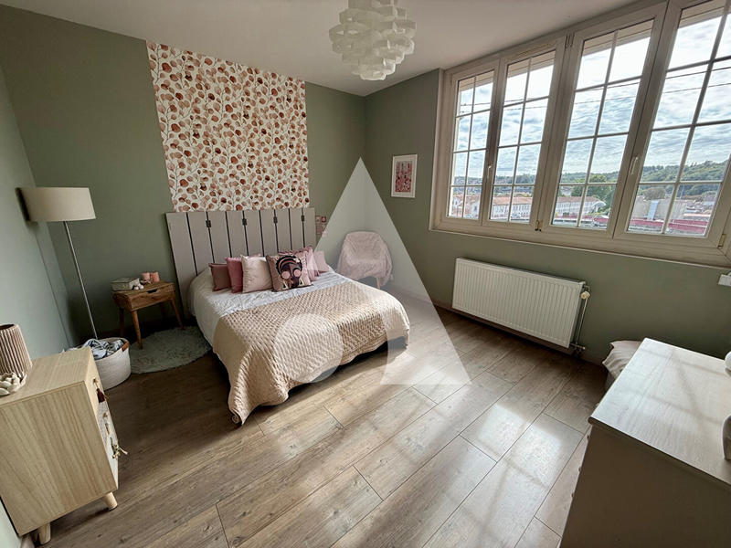 Maison - 121 m² - 4 pièces