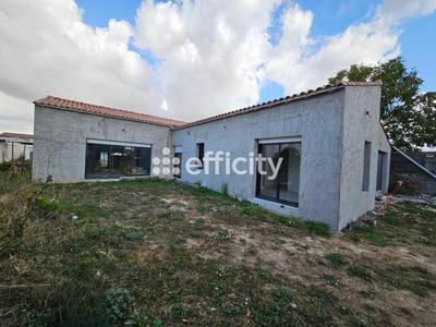 Maison - 170 m² - 5 pièces