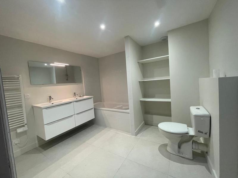 Maison - 120 m² - 3 pièces