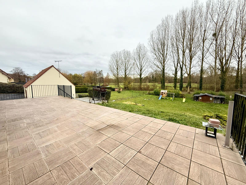 Maison - 99 m² - 5 pièces