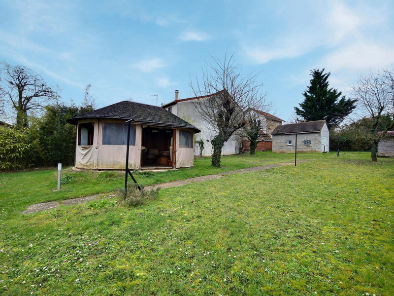 Maison - 95 m² - 4 pièces