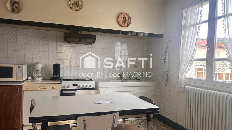 Maison - 136 m² - 6 pièces