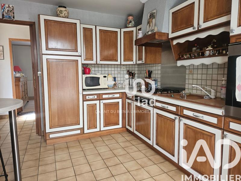 Maison - 141 m² - 8 pièces