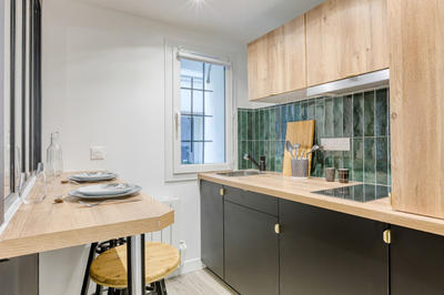 Immeuble - 65 m² - 5 pièces