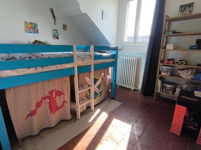 Maison - 142 m² - 7 pièces