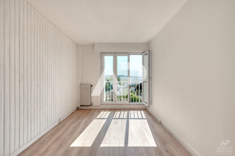 Appartement - 92 m² - 4 pièces