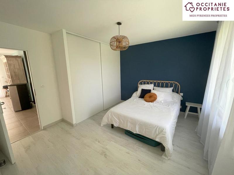 Maison - 163 m² - 8 pièces