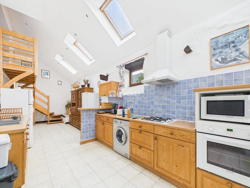 Maison - 669 m² - 18 pièces