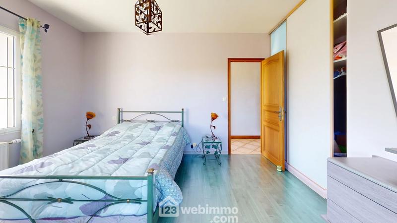 Villa - 199 m² - 7 pièces