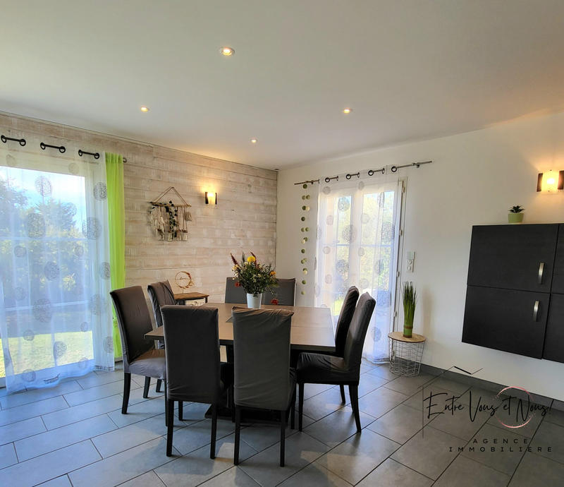 Maison contemporaine - 165 m² - 7 pièces