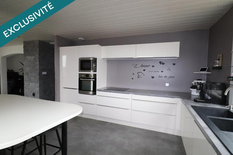 Maison - 191 m² - 7 pièces