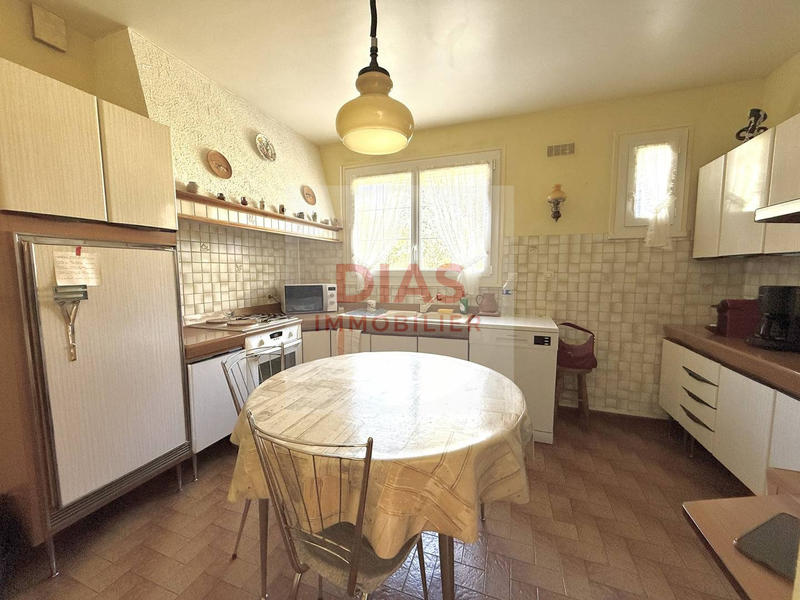 Maison - 140 m² - 2 pièces