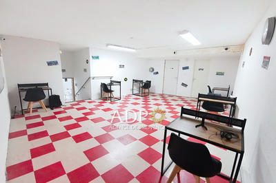 Local commercial - 88 m²