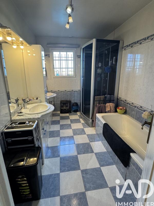 Maison - 119 m² - 6 pièces