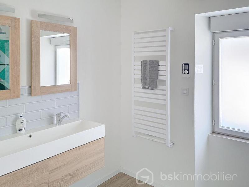 Maison de village - 259 m² - 8 pièces