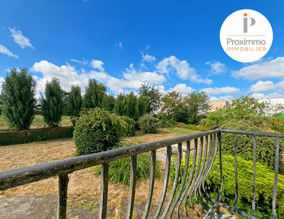 Maison - 94 m² - 5 pièces