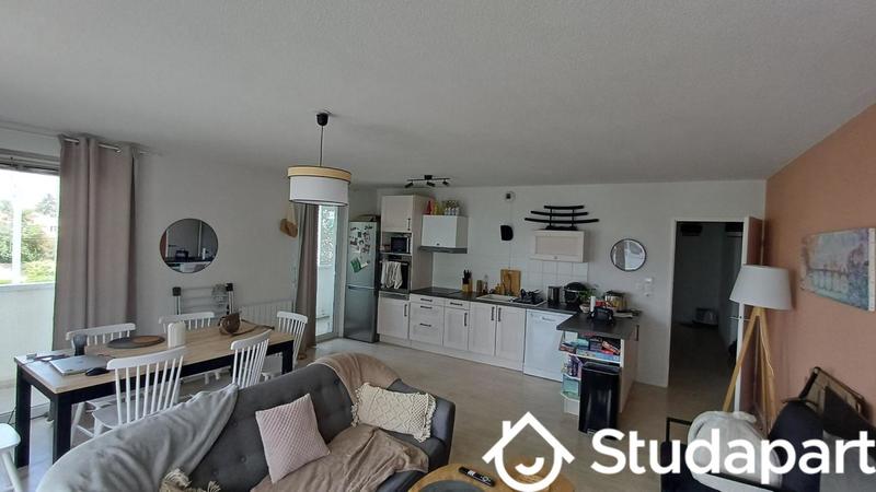 Chambre - 15 m² - 1 pièce