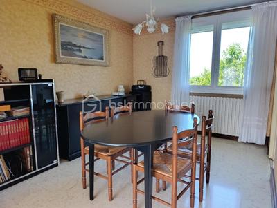 Maison - 85 m² - 4 pièces