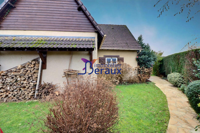 Maison - 151 m² - 7 pièces