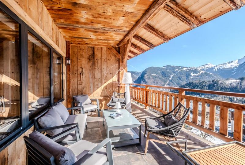 Châlet - 248 m² - 7 pièces