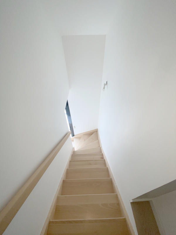 Maison - 99 m² - 4 pièces