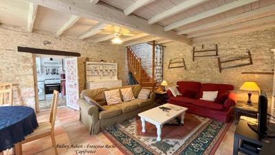 Maison en pierre - 280 m² - 11 pièces