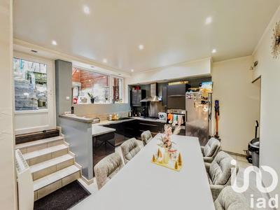 Maison - 104 m² - 5 pièces