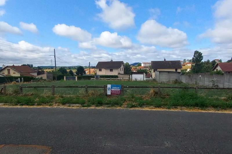 Terrain constructible - 887 m²