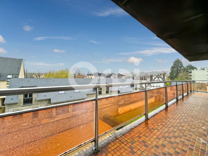 Appartement - 77 m² - 3 pièces